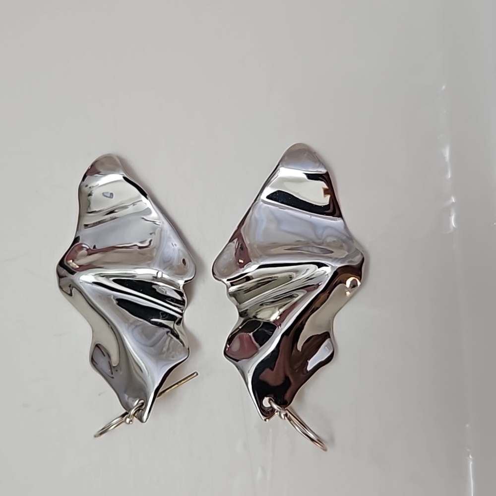 Alexis Bittar Crumpled Sterling Silver Earrings - Picture 2 of 4